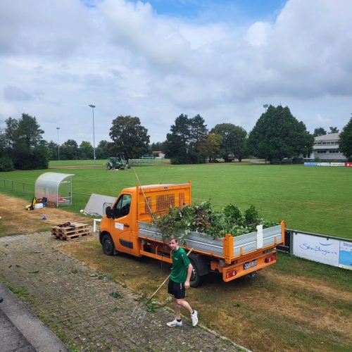 Gruenschnitt-im-Mindlestal-✅Rund-um-unsere-Sportanlage-wurde-heute-im-Mindlestal-wieder-ein-gross-6 Gruenschnitt-im-Mindlestal-✅Rund-um-unsere-Sportanlage-wurde-heute-im-Mindlestal-wieder-ein-gross-6
